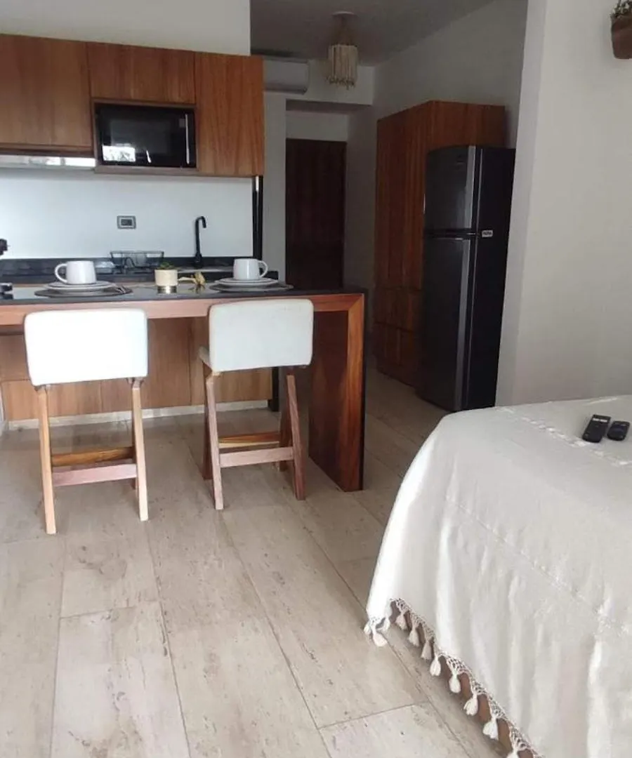 Apartment Jungle Oasis Studio: Beachside Retreat with Pool and Amenities Tulum